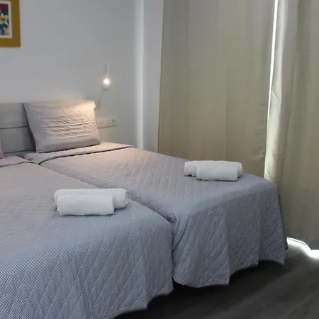 Vv Alcaravaneras Atico A Apartment *